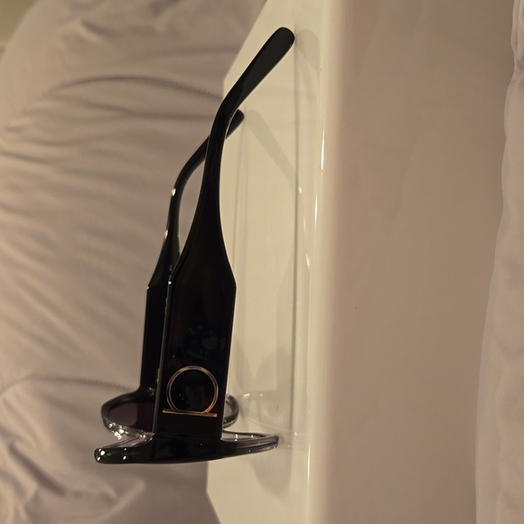 Ferragamo Oversized Gray Gradient Sunglasses brand new in box - Picture 4 of 15